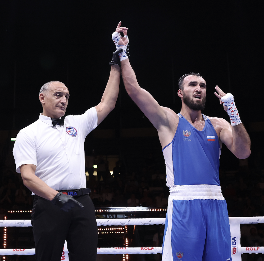 Первый трёхкратный