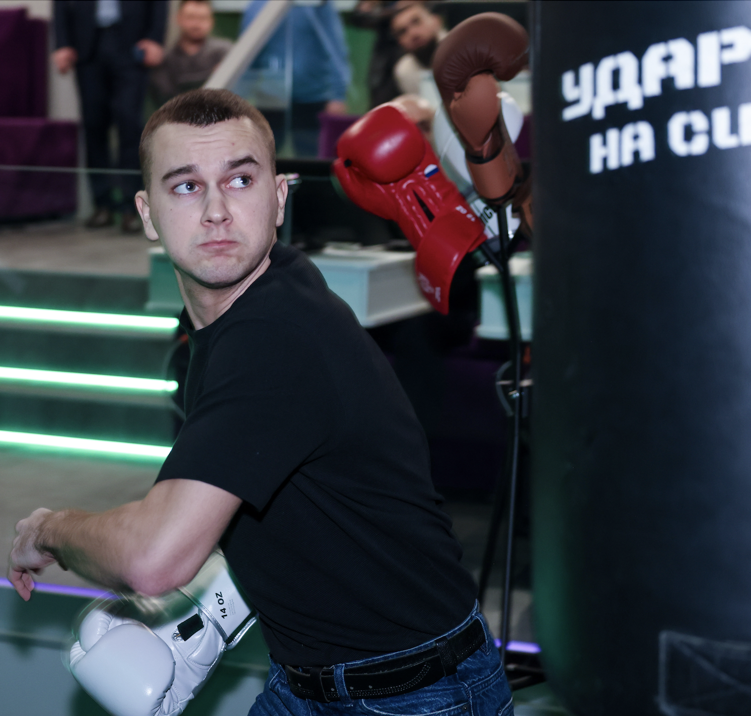 Турнир по удару на силу в Доме спорта «Лиги Ставок»