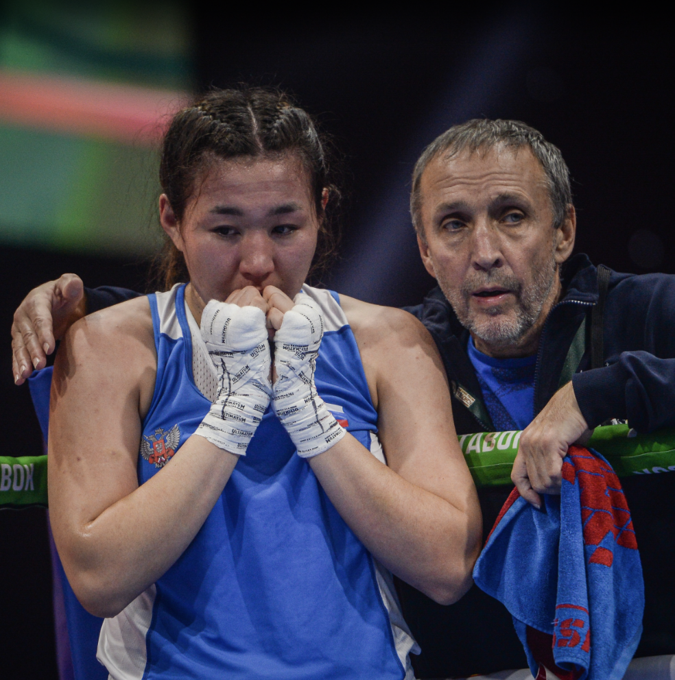 День, когда не надо быть сильными. Александр Беленький отдает долги
