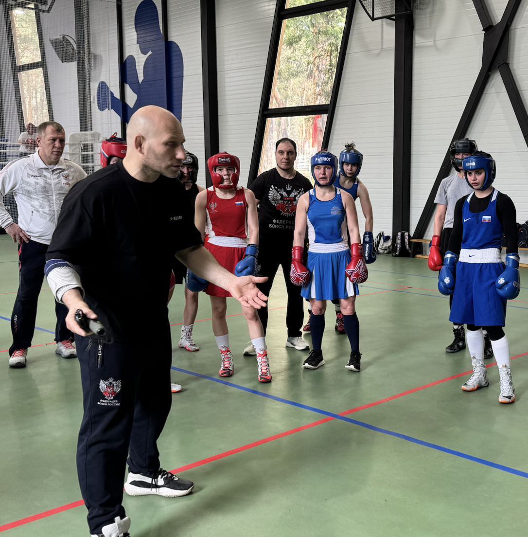 Тренировочные мероприятия женской сборной на «Лесной опушке»