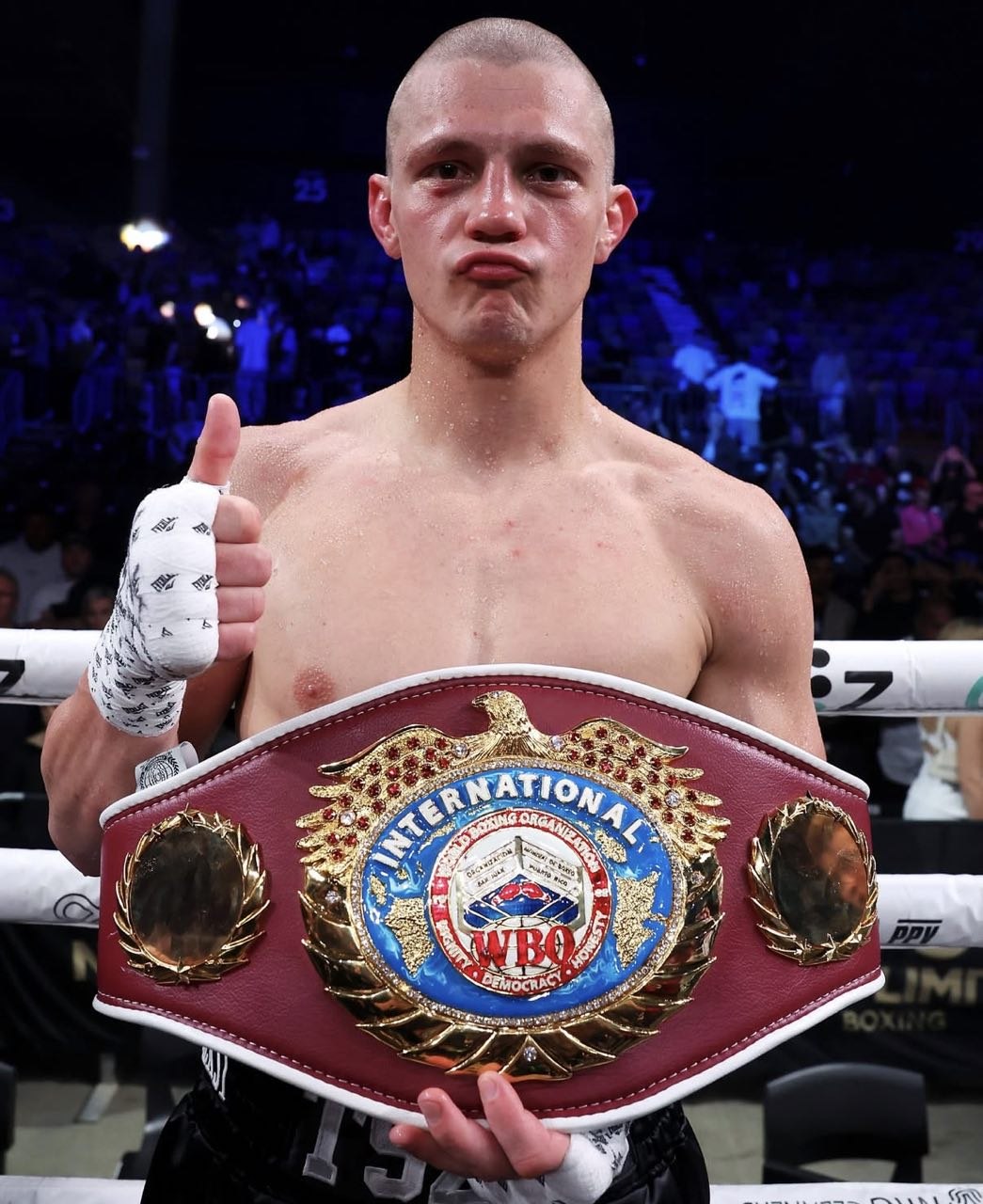 Никита Цзю победил Диаза и завоевал пояс WBO International